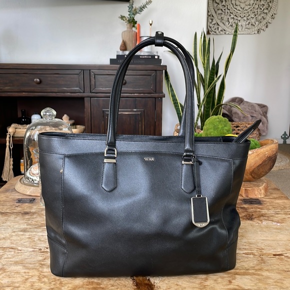 Tumi Bags Tumi Black Leather Bailey Business Tote Wdark Blue Lining Inside Poshmark